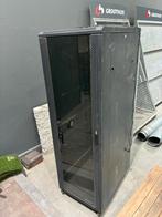 19 Inch serverkast met ventilatoren, Computers en Software, Serverkasten, Ophalen, Gebruikt, Glas, Geperforeerd