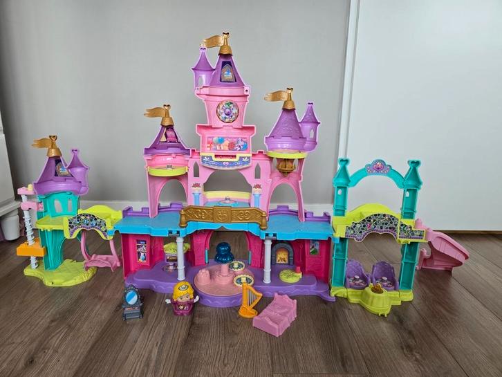 vtech vrolijke vriendjes droomkasteel roze, Kinderen en Baby's, Speelgoed | Vtech, Zo goed als nieuw, Ophalen