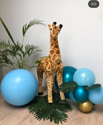 Giraffe knuffel - Jungle thema decoratie beschikbaar voor biedingen