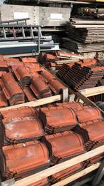 Ovh bruin+ halve pallet met bruine halfvronde nokvorsten, Doe-het-zelf en Verbouw, Dakpannen en Dakbedekking, Ophalen, Gebruikt