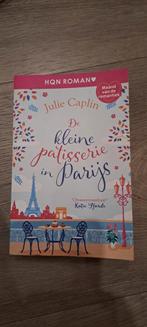 De kleine patisserie in Parijs - Julie Caplin, Boeken, Romans, Ophalen of Verzenden, Zo goed als nieuw, Julie Caplin