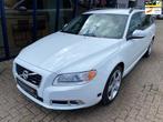 Volvo V70 2.5FT R-Design Automaat 230PK LEER / XENON / PDC /, Gebruikt, Zwart, Bluetooth, Onderhoudsboekje