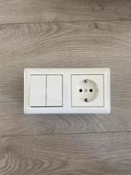 Gira opbouwbehuizing met stopcontact 2 vouding schakelaar, Doe-het-zelf en Verbouw, Elektra en Kabels, Ophalen of Verzenden, Zo goed als nieuw