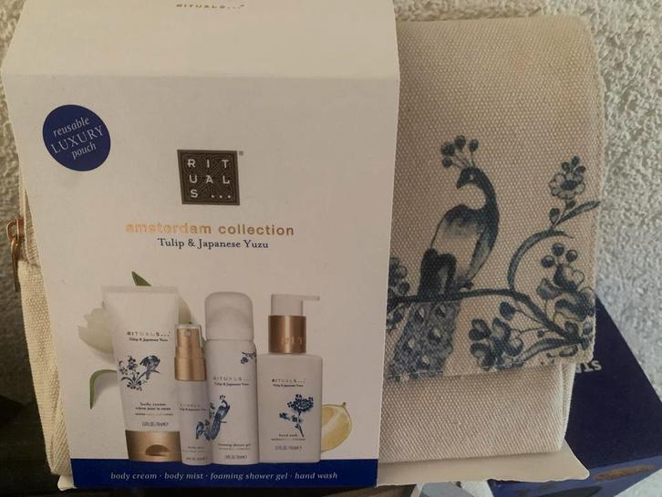 Rituals Amsterdam Set met Toilettas, Sieraden, Tassen en Uiterlijk, Uiterlijk | Cosmetica en Make-up, Nieuw, Toebehoren, Gehele gezicht