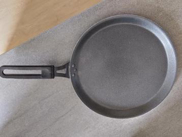Tefal crêpes pan beschikbaar voor biedingen