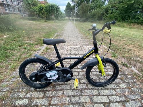 Kinderfiets 16 Inch - BTwin - Zwart Geel, Fietsen en Brommers, Fietsen | Kinderfietsjes, Gebruikt, 16 tot 20 inch, Ophalen