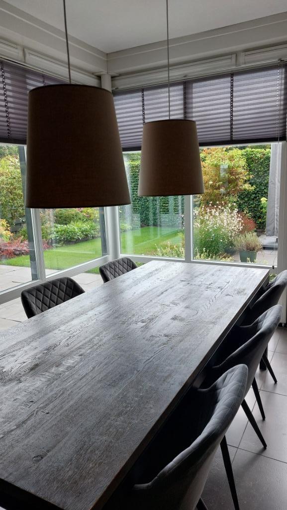 Mooie eettafel inclusief twee mooie lampen erbij, Huis en Inrichting, Tafels | Eettafels, Gebruikt, 50 tot 100 cm, 200 cm of meer