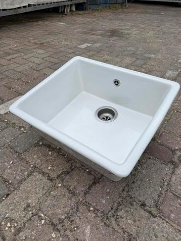 Grote porseleinen wasbak - Domsjo Ikea beschikbaar voor biedingen