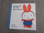 Boek: Nijntje - Nijntje in de sneeuw, Ophalen of Verzenden, Gelezen, Dick Bruna, 0 tot 6 maanden