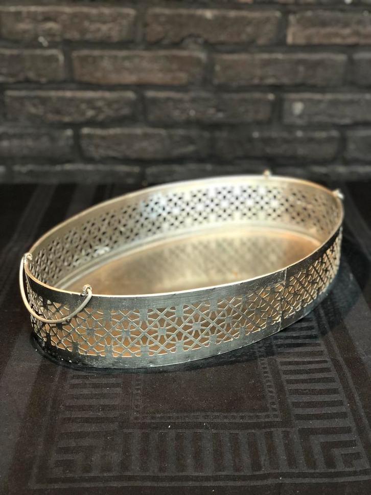 Mooi 40cm groot en stevig dienblad ovaal van Alpaca zilver, Huis en Inrichting, Woonaccessoires | Dienbladen, Zo goed als nieuw