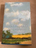 Toon Hermans - Overdrijvende Wolkenvelden, Ophalen of Verzenden, Gelezen, Nederland