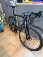 Trek Madone SL 6 gen 8 maat L, Fietsen en Brommers, Fietsen | Racefietsen, 28 inch, Carbon, Zo goed als nieuw, Meer dan 20 versnellingen