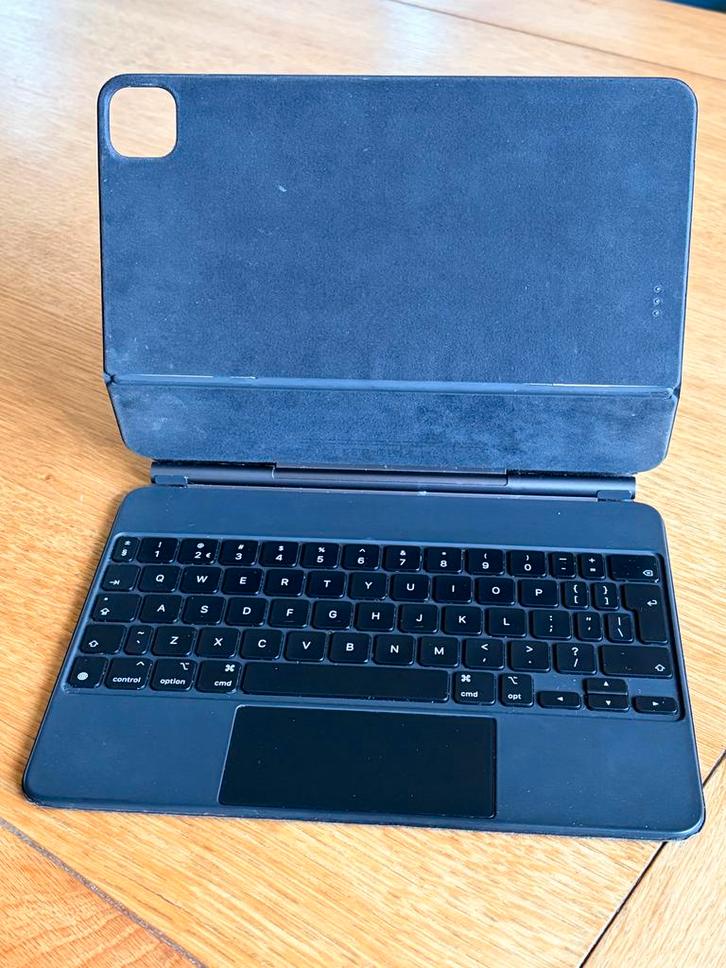 Apple iPad Pro 11" Keyboard 2020, Computers en Software, Apple iPads, Gebruikt, Apple iPad Pro, 11 inch, Grijs, Ophalen of Verzenden