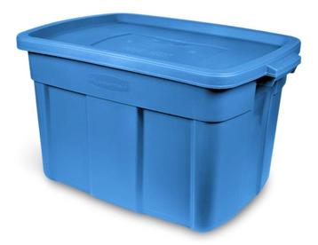 Rubbermaid Roughneck stapelbare opbergboxen met deksel beschikbaar voor biedingen