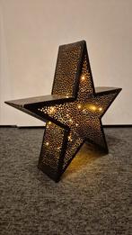 2 Metalen Kerststerren met verlichting, Diversen, Kerst, Ophalen, Zo goed als nieuw
