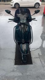Vespa sprint 2021 glans zwart, Fietsen en Brommers, Scooters | Vespa, Ophalen, Overige modellen, Nieuw, Benzine
