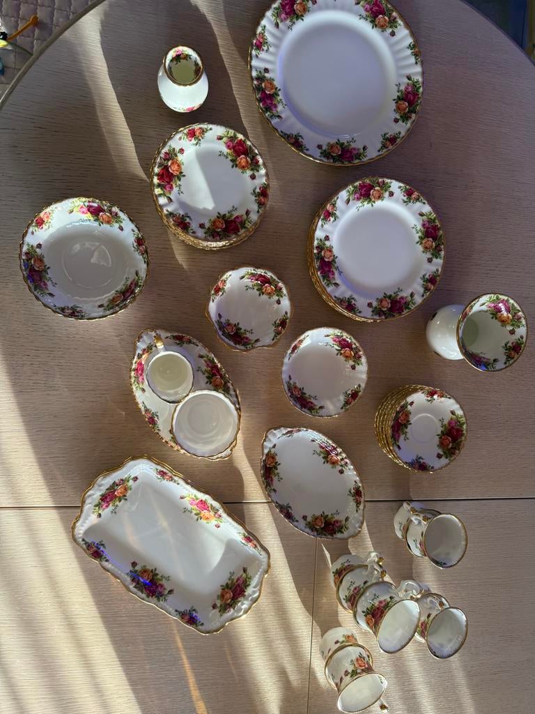 Royal Albert Old Country Roses Servies - Nieuw!, Antiek en Kunst, Antiek | Servies compleet, Ophalen of Verzenden