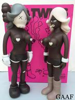 KAWS the twins set 2 poppetjes figuren street art todd james, Verzamelen, Ophalen of Verzenden, Nieuw