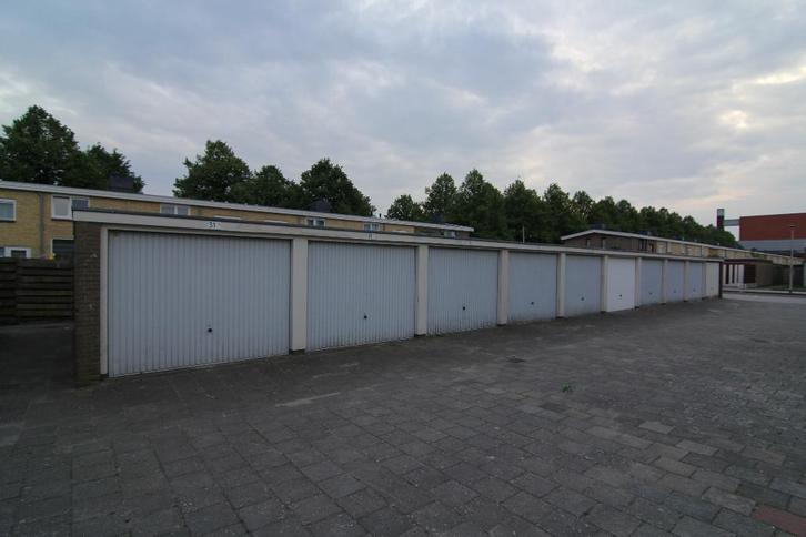 Garagebox(en) gevraagd - nette, snelle afhandeling, Auto diversen, Autostallingen en Garages