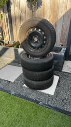 Opel 15" Winterbanden met stalen velgen, Auto-onderdelen, Banden en Velgen, Ophalen, Gebruikt, 15 inch, Banden en Velgen