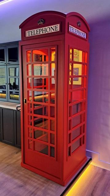 Engelse telefooncel belcel de ideale belplek voor op kantoor beschikbaar voor biedingen