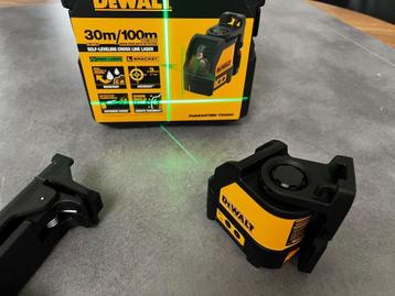 DEWALT DW088CG GROENE KRUISLIJNLASER LASER GROEN DW088 NIEUW beschikbaar voor biedingen