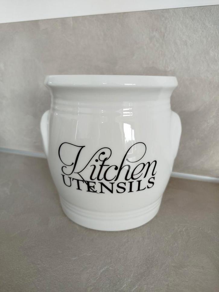 Rivièra Maison Kitchen Utensils Keukengereihouder, Huis en Inrichting, Keuken | Potten en Pannen, Zo goed als nieuw, Pot, Bus of Blik