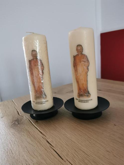Kaarsen (religie) op standaard, Huis en Inrichting, Woonaccessoires | Kandelaars en Kaarsen, Zo goed als nieuw, Overige materialen