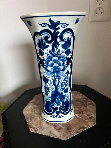 23 cm hoge bekervaas delftsblauw de porceleyne fles uit 1985 beschikbaar voor biedingen