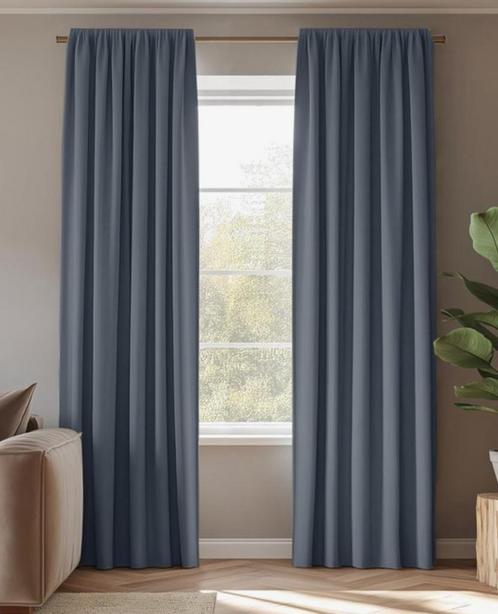 Prachtige elegante gordijn 140 x 270 Blauw, Huis en Inrichting, Stoffering | Gordijnen en Lamellen, Nieuw, 200 cm of meer, 100 tot 150 cm