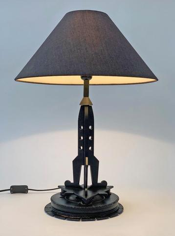 Vintage brutalist tafellamp schemerlamp raket raketlamp beschikbaar voor biedingen