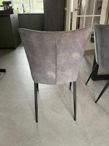 Set van 4 eetkamerstoelen beschikbaar voor biedingen