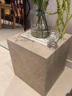 Westwing bijzettafel marmer look beige, Huis en Inrichting, Tafels | Bijzettafels, Minder dan 55 cm, Vierkant, Zo goed als nieuw