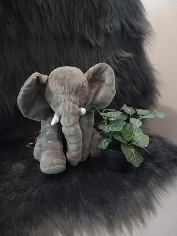 Geboorte knuffel beschikbaar voor biedingen