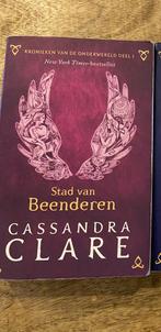 Cassandra Clare - stad van beenderen, Boeken, Fantasy, Gelezen, Ophalen of Verzenden