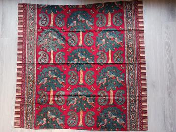 Tafelkleed  beschikbaar voor biedingen