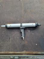 Kitspuit op lucht, Ophalen