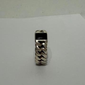 Buddha to Buddha Ring Chain Steen Onyx Maat: 20 beschikbaar voor biedingen