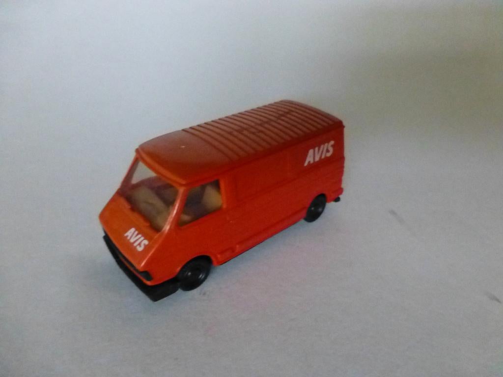 Praline Fiat 242 Avis autoverhuur verkleurd, Ophalen of Verzenden, Gebruikt, Bus of Vrachtwagen, Overige merken