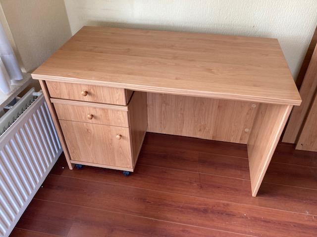 GRATIS af te halen IN Amsterdam-Buitenveldert, Ophalen, Zo goed als nieuw, Overige materialen