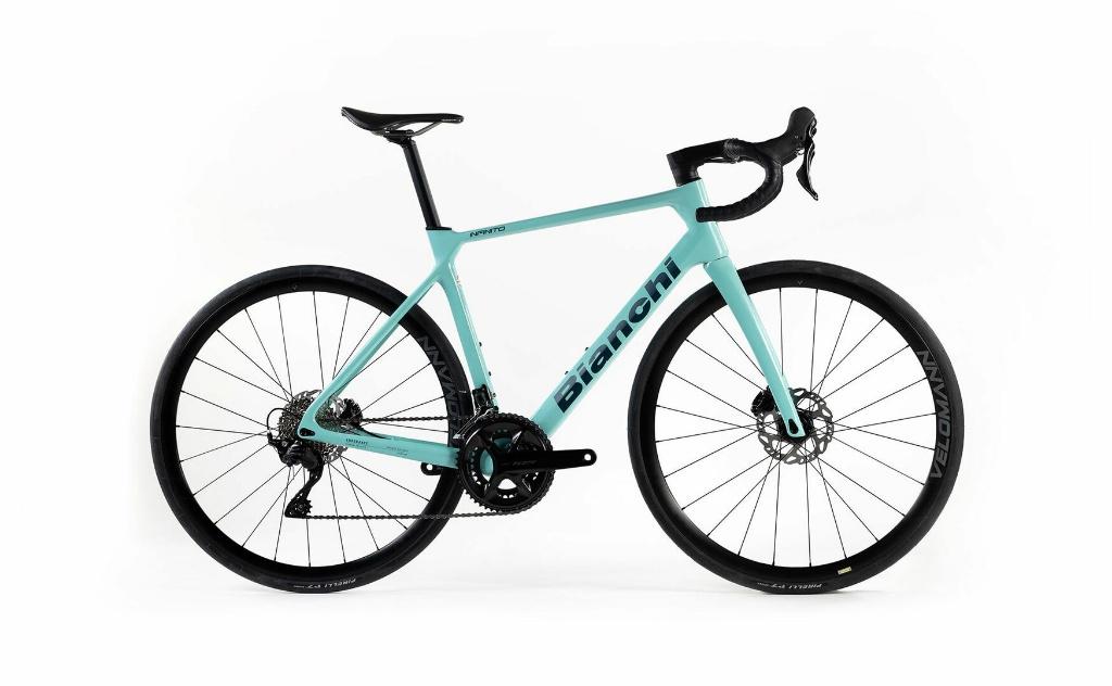 Bianchi Infinito 105 en Bianchi Infinito Ultegra DI2, Fietsen en Brommers, Overige merken, 28 inch, Carbon, Nieuw
