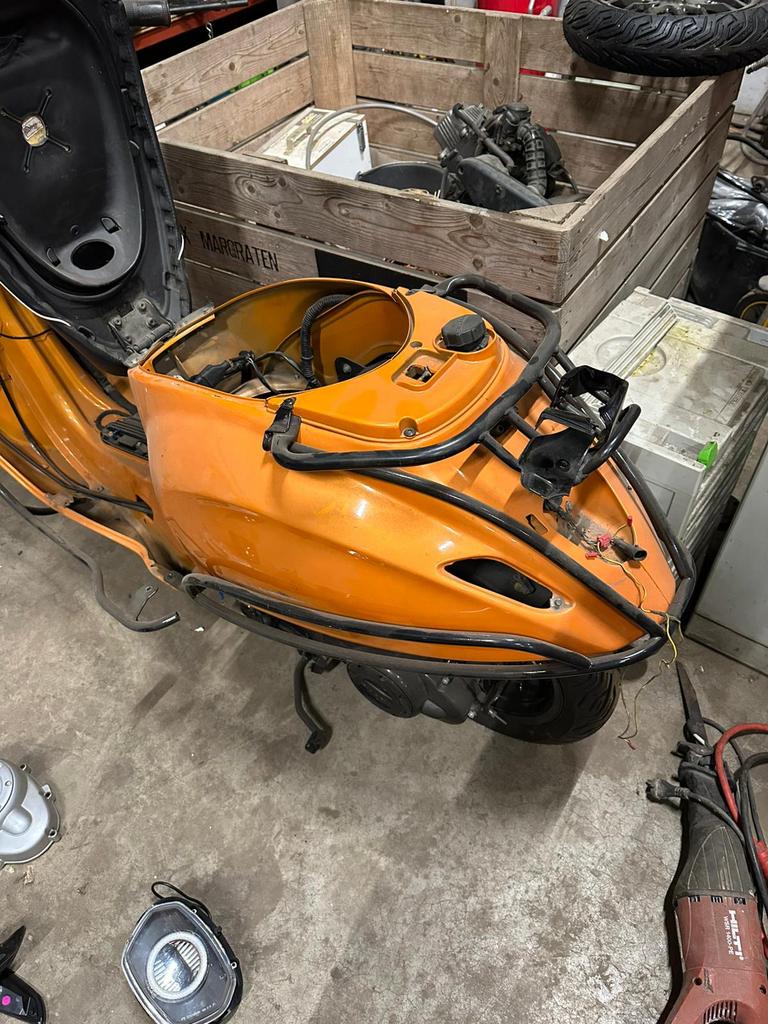Vespa spint, Motoren, Tuning en Styling, Ophalen