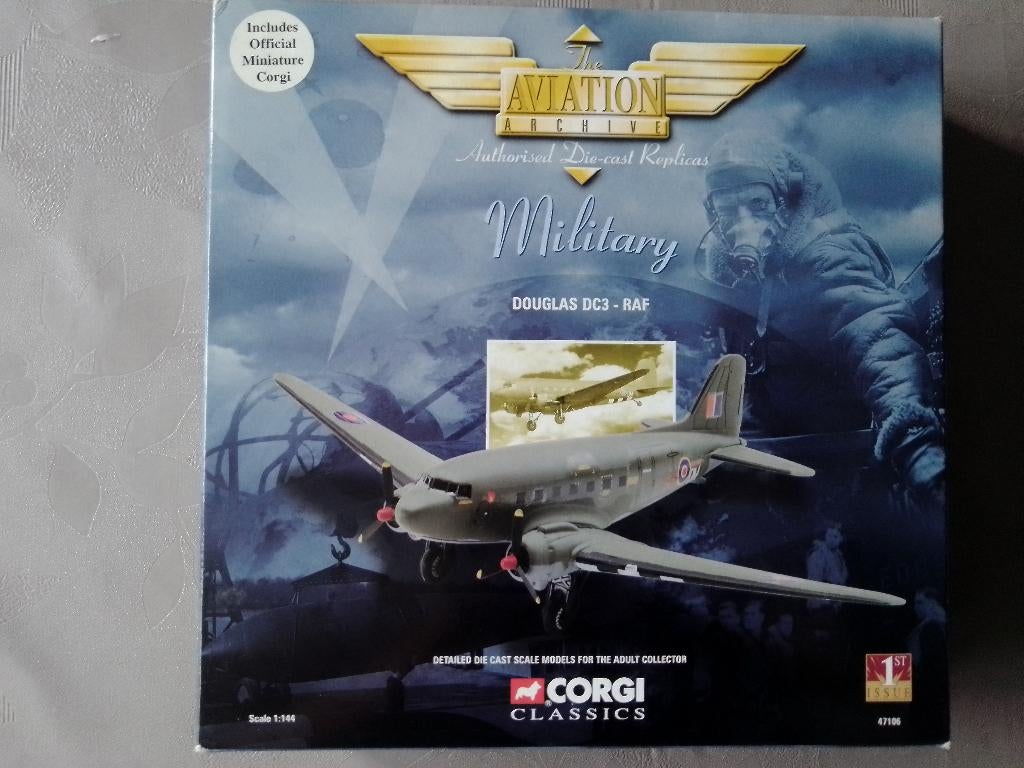 Douglas DC 3   Corgi, Verzamelen, Ophalen of Verzenden, Nieuw, Schaalmodel