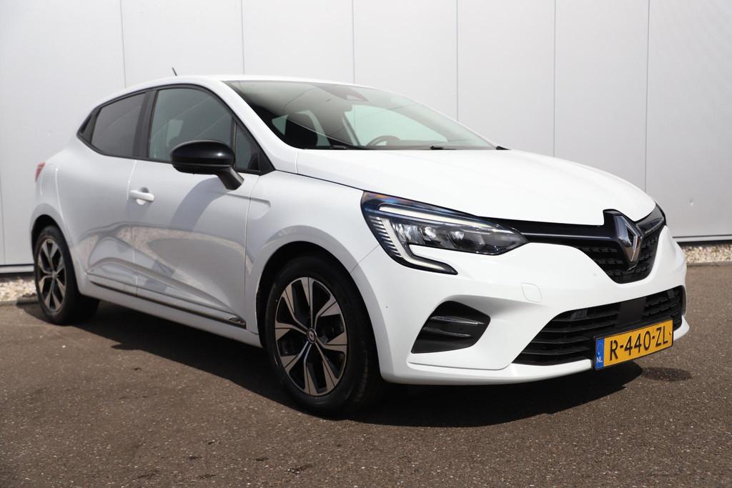 Renault Clio 1.0 TCe 90 Evolution 15 inch LMV Navigatie Acht, Voorwielaandrijving, Gebruikt, Euro 6, 580 kg