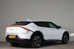 Kia Ev6 Light Edition 58 kWh SOH 100% - NL- Auto! Stoel+Stuu, Gebruikt, 750 kg, Leder en Stof, Wit