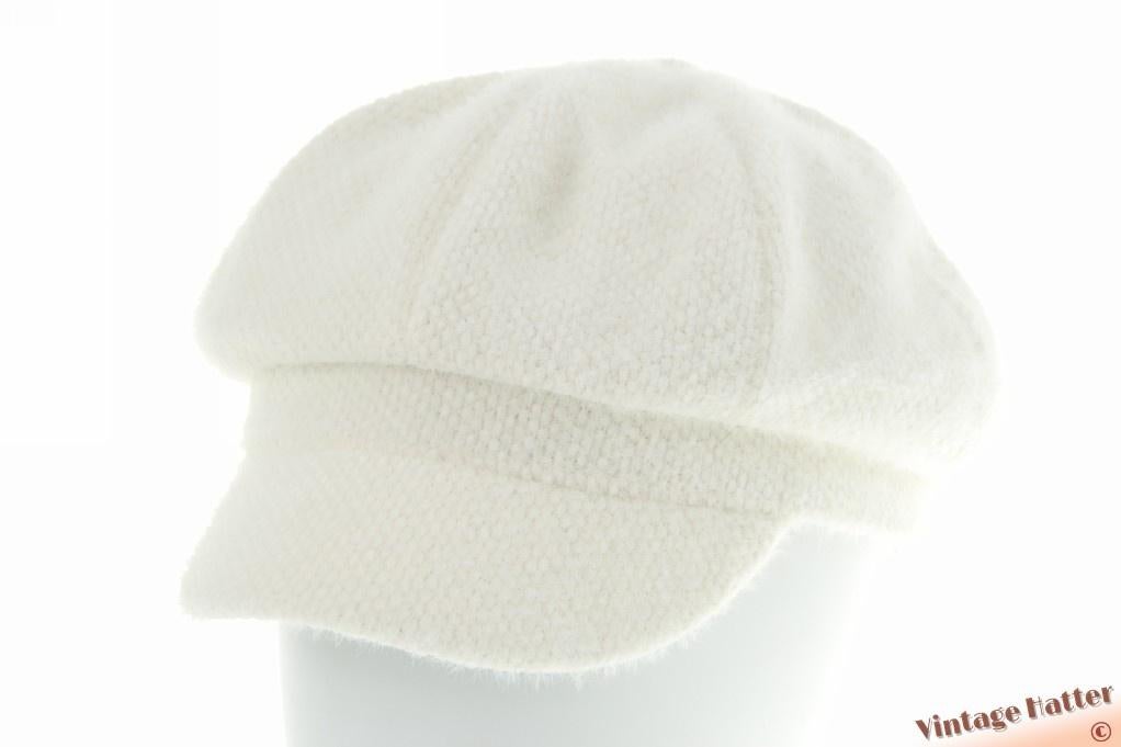 Ballonpet wit imitatie angora 57 nieuw gratis verzenden NL, Ophalen of Verzenden, Nieuw, 56 of 57 cm (M, 7 of 7⅛ inch), Pet