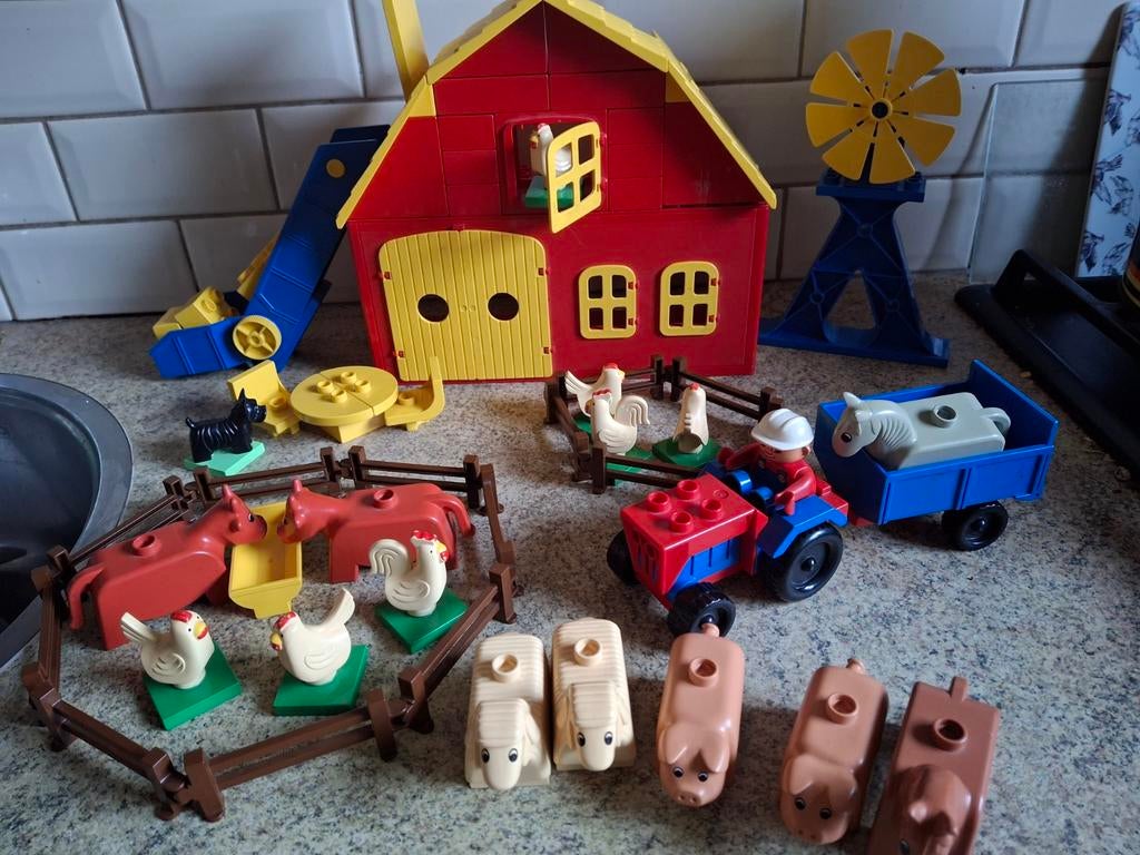 Vintage boerderij van lego duplo, Ophalen of Verzenden, Zo goed als nieuw, Button of Speldje