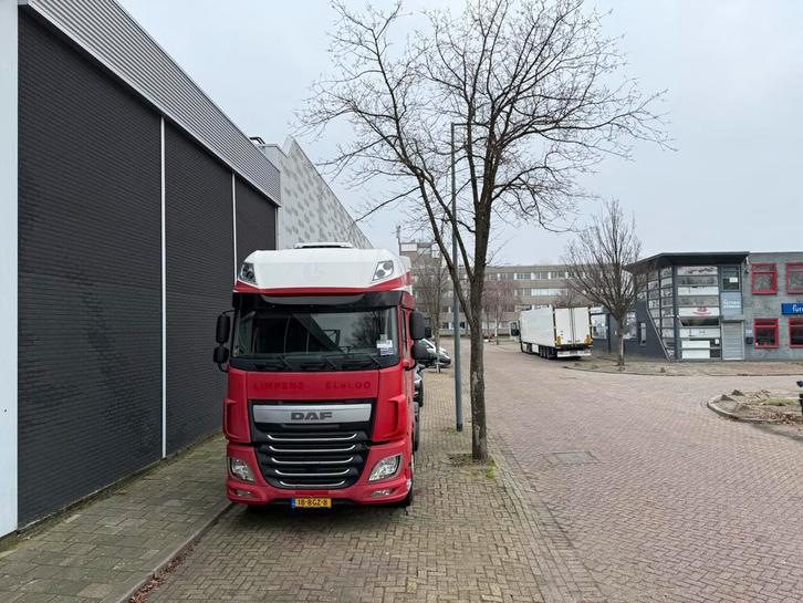 Trekker XF 440 FT Super Space Cabin 2016 te koop, Auto's, Vrachtwagens, Bedrijf, Adaptive Cruise Control, Airbags, Airconditioning