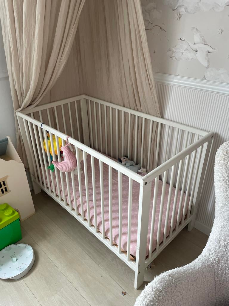 Wit ledikant, Ophalen, Gebruikt, Ledikant