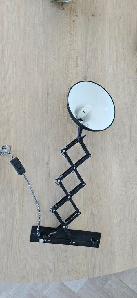 Zwarte uitschuifbare wandlamp met harmonica arm, Ophalen of Verzenden, Gebruikt, Metaal, Industrieel, Modern